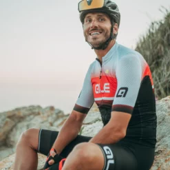 Alé Solid Blend Radtrikot -Fox Racing Verkaufsladen Al Solid Blend Cycling Jersey Jerseys Black Red SS21 L20156423 01 2