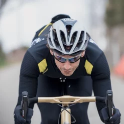 Assos Equipe RS Spring Fall Aero Radtrikot (kurzarm) 13 Assos Equipe RS Spring Fall Aero Radtrikot (kurzarm) -Fox Racing Verkaufsladen Assos Equipe RS Spring Fall Aero SS Jersey Jerseys Black Series SS20 11 20 291 18 L 8