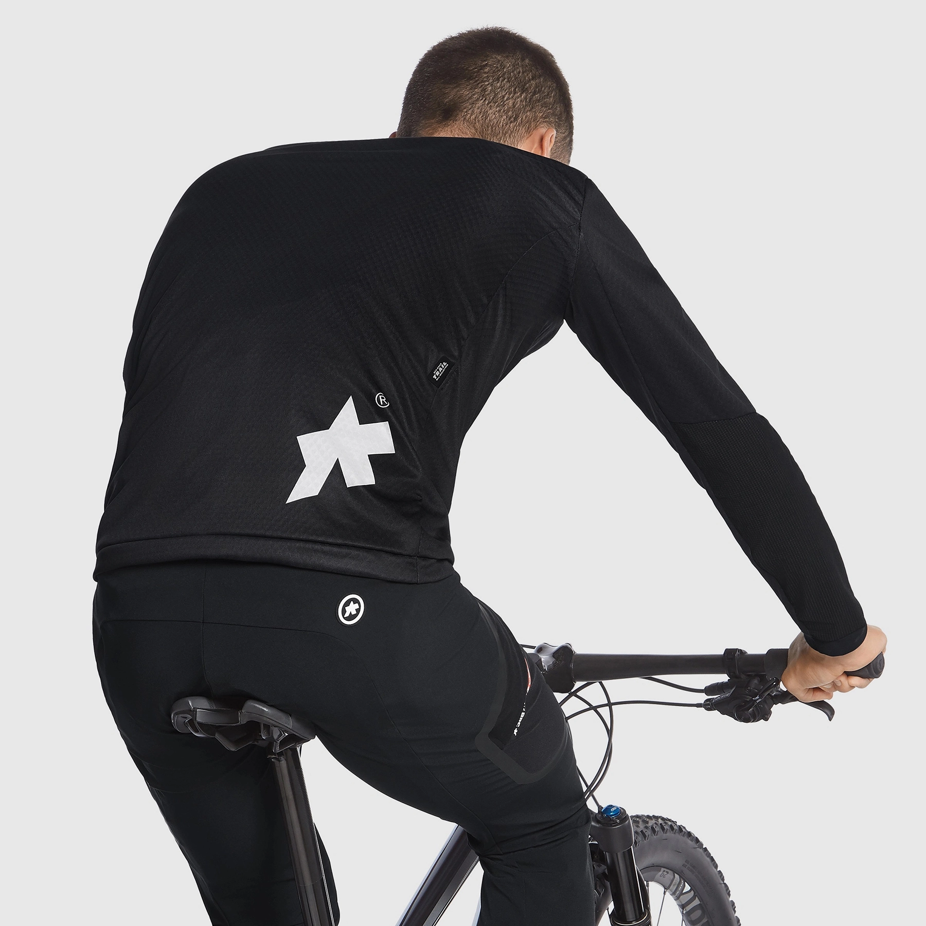 Assos TRAIL LS Jersey T3 8 Assos TRAIL LS Jersey T3 – Bild 6