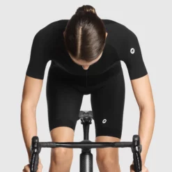 Assos Women's UMA GT Jersey C2 EVO -Fox Racing Verkaufsladen Assos Women s UMA GT Jersey C2 EVO Jerseys Black Series SS23 12 20 348 18 XS 0