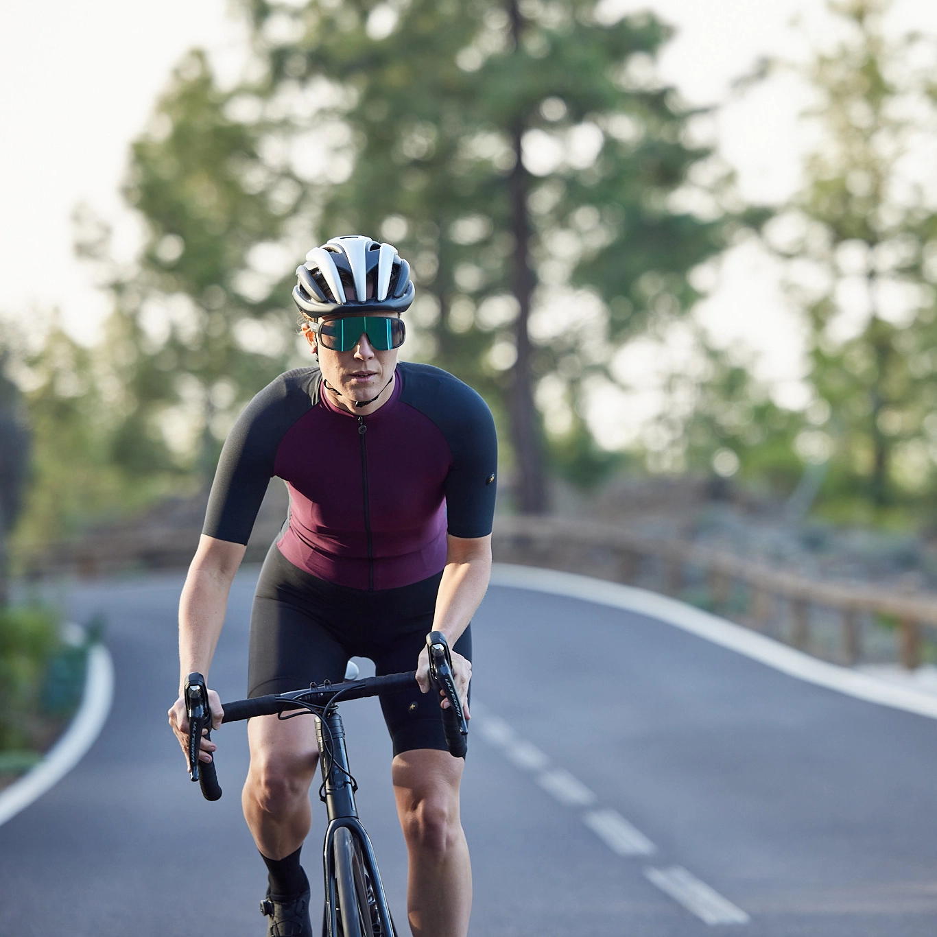 Assos UMA GTV C2 Radtrikot Frauen 6 Assos UMA GTV C2 Radtrikot Frauen – Bild 4