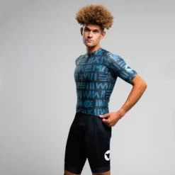 Black Sheep Cycling MR22 Men's Essentials TEAM Short Sleeve Jersey Yel 12 Black Sheep Cycling MR22 Men's Essentials TEAM Short Sleeve Jersey Yel -Fox Racing Verkaufsladen Black Sheep Cycling MR22 Men s Essentials TEAM Short Sleeve Jersey Yel Jerseys Yellow AW22 3