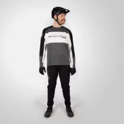 Endura MT500 Burner Lite Long Sleeve Jersey -Fox Racing Verkaufsladen Endura MT500 Burner Lite Long Sleeve Jersey Jerseys Black SS23 E3230BK 3 1
