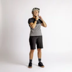 IXS Women's Flow Tech Tee (Mountain) -Fox Racing Verkaufsladen IXS Women s Flow Tech Tee Mountain Jerseys Graphite Black 2022 473 510 2651 003 34