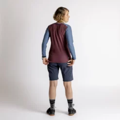 IXS Womens Flow XTG LS Jersey -Fox Racing Verkaufsladen IXS Womens Flow XTG LS Jersey Jerseys Raisin Marine 2023 473 510 3670 047 34 3